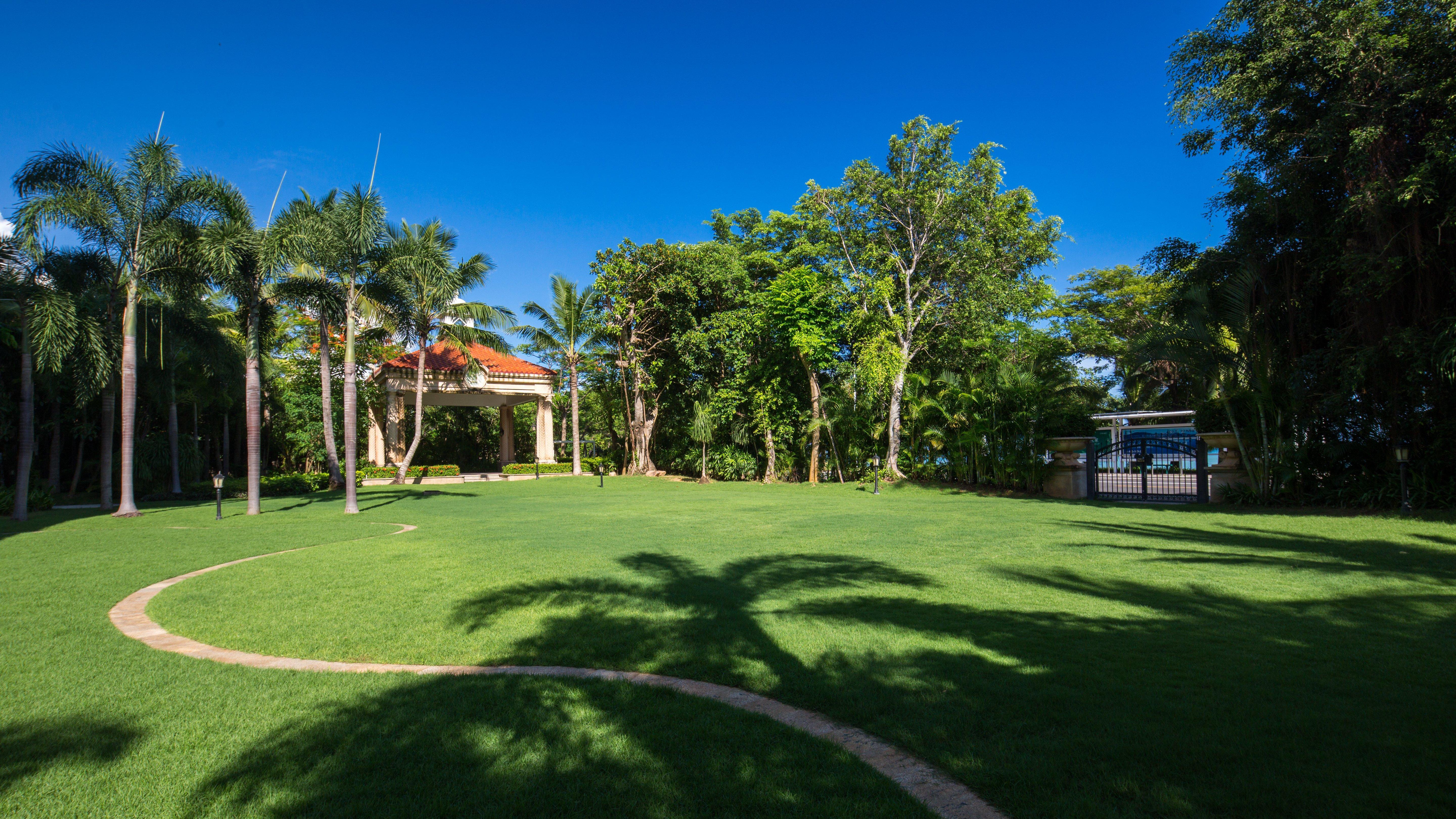 Crowne Plaza Bay By Ihg รีสอร์ท
